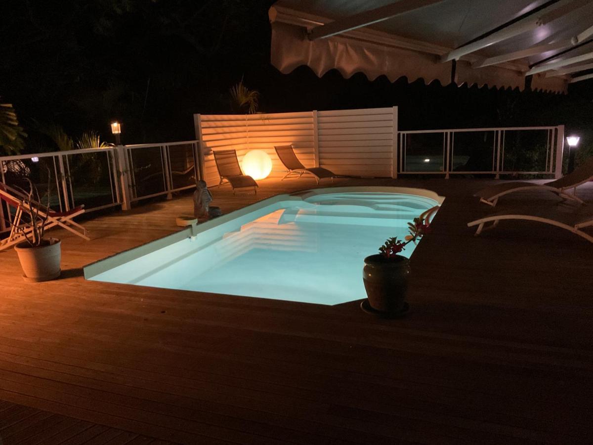 Villa Ste Marthe Avec Piscine, Grande Terrasse, Jardin Intime Et Citerne D'Eau Saint-Francois  Bagian luar foto